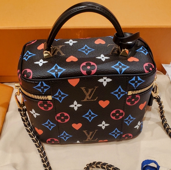 Authentic Limited Edition (time-capsule style) Louis Vuitton "Game On" Vanity PM - Picture 12 of 16